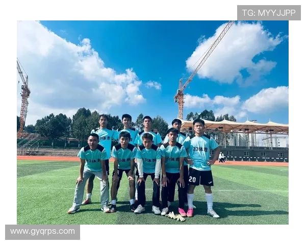 足球明星合影抠图技巧分享如何轻松制作精彩的足球明星合影作品